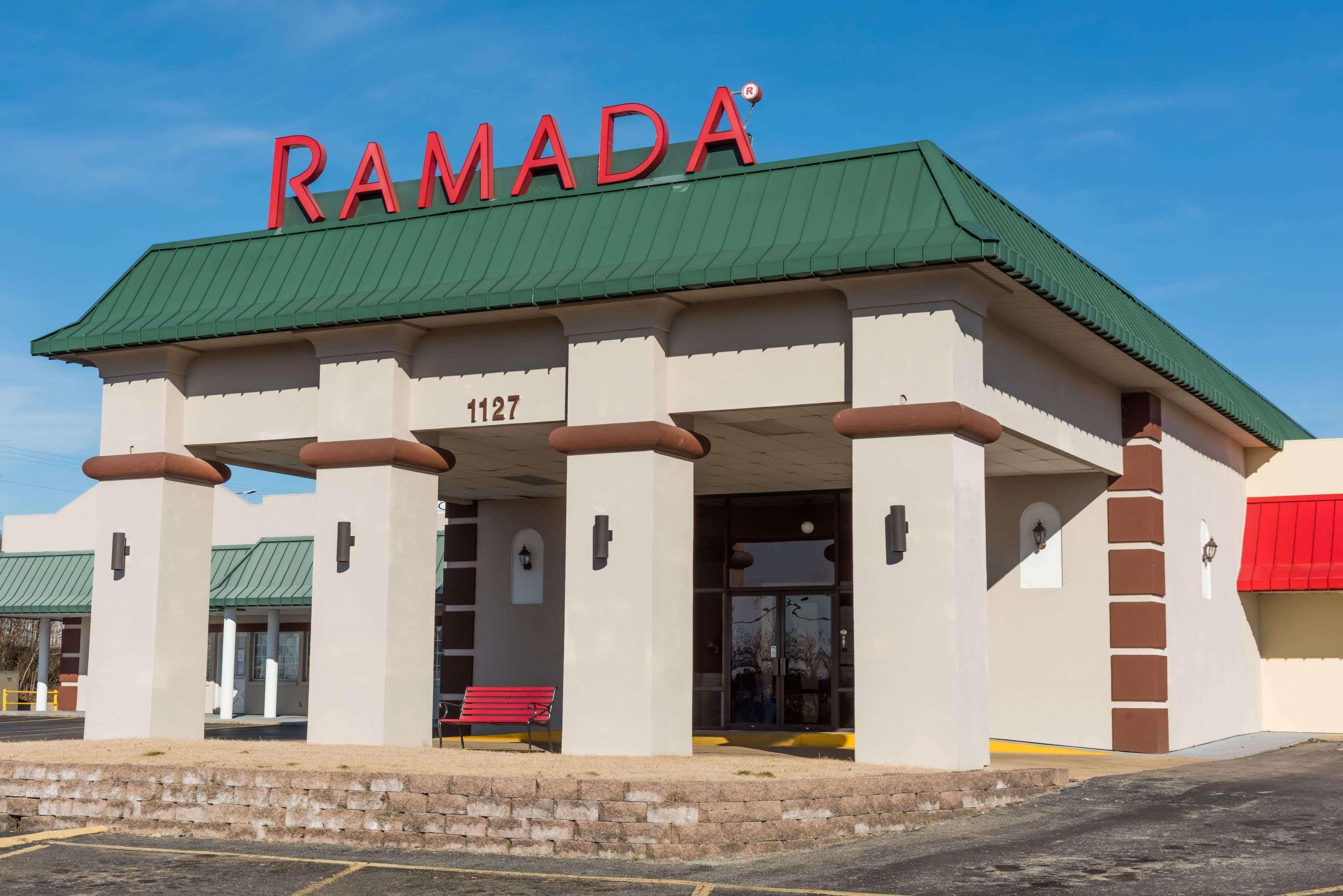 Ramada By Wyndham Mountain Home Eksteriør billede