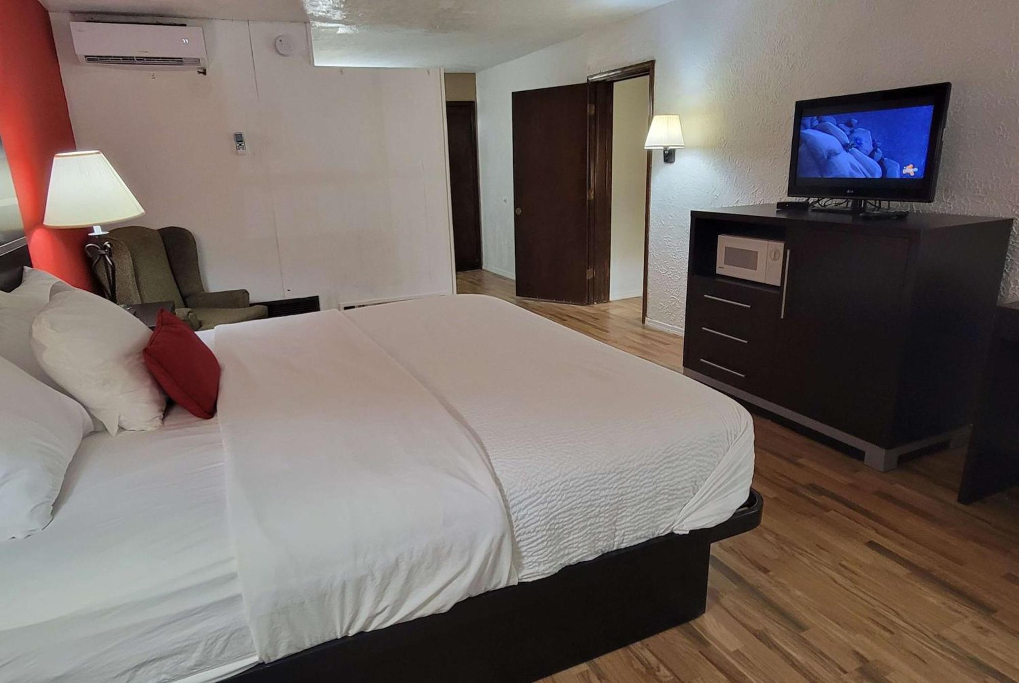 Ramada By Wyndham Mountain Home Eksteriør billede